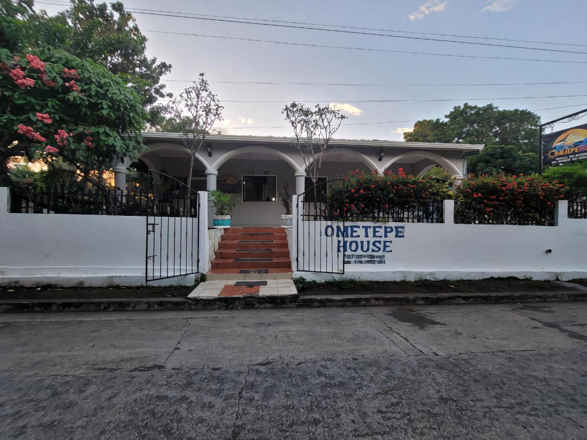 莫约加尔帕Ometepe House住宿加早餐旅馆 外观 照片